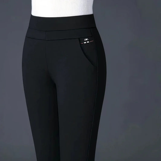 Mira - Pantalon pour femme avec stretch.