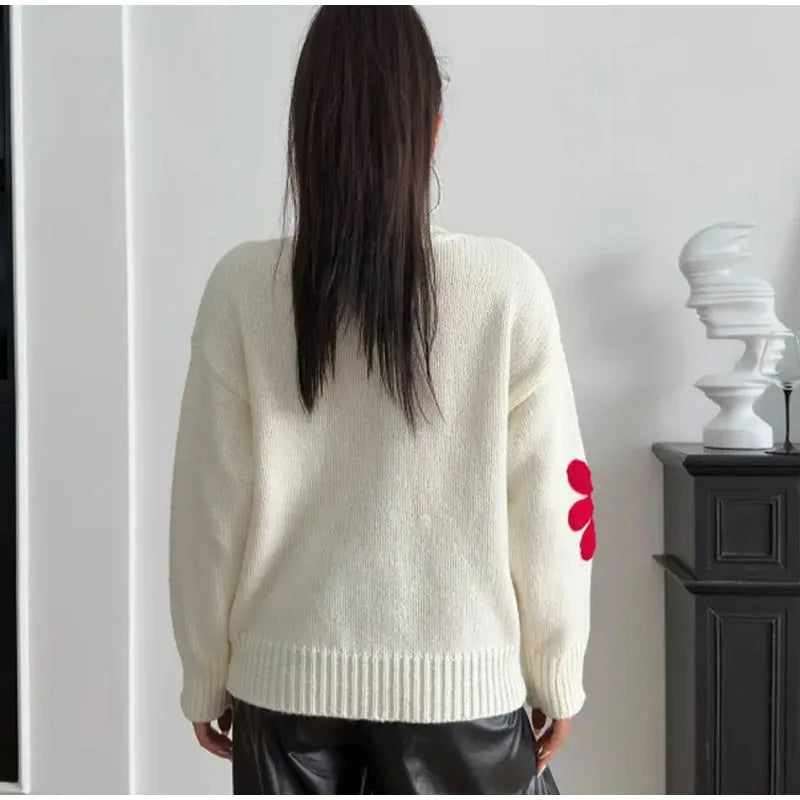 Farah - Pull en grosse maille avec applications florales voyantes