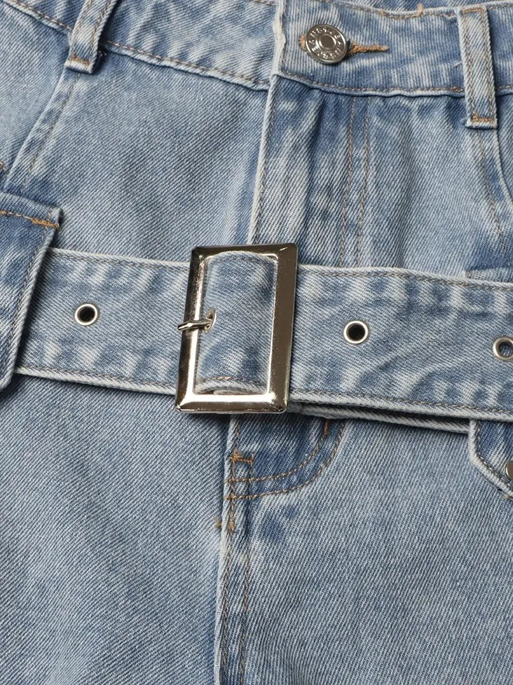 Jean en denim ceinturé taille haute streetwear découpé - Arianni