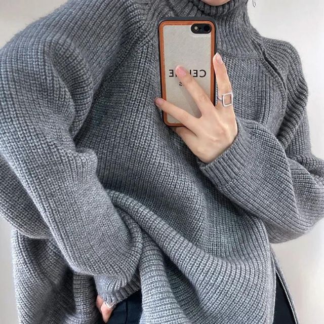 Catyla - Pull en maille côtelée avec ourlet asymétrique