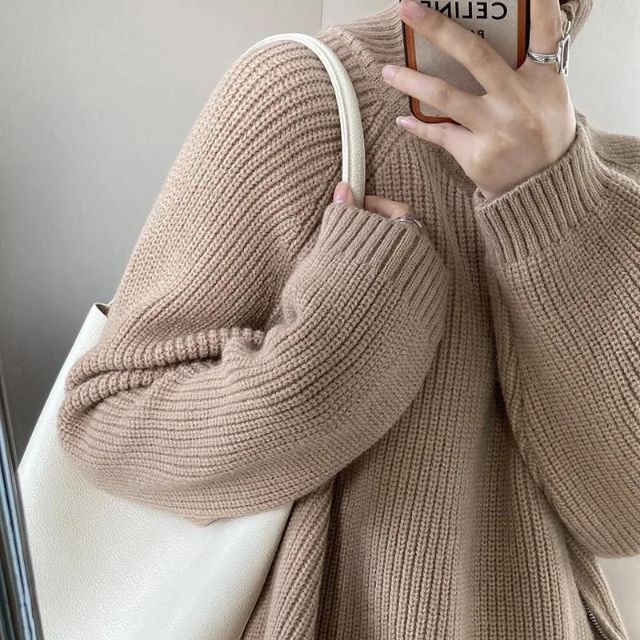 Catyla - Pull en maille côtelée avec ourlet asymétrique