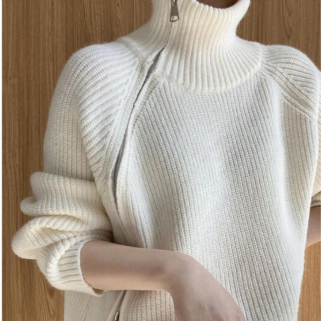 Catyla - Pull en maille côtelée avec ourlet asymétrique