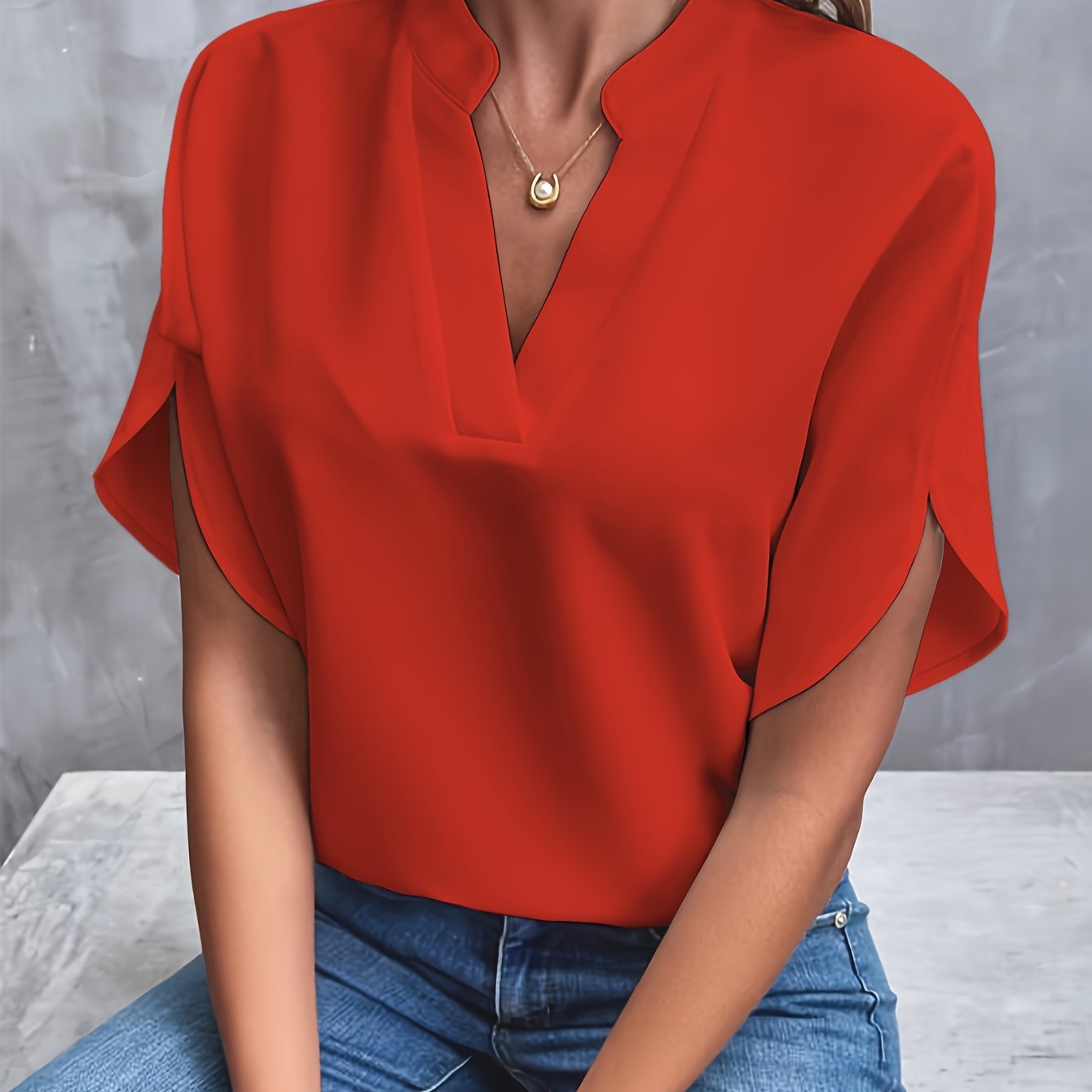 Nara - Top Élégant à Col V avec Manches Stylées pour Femmes