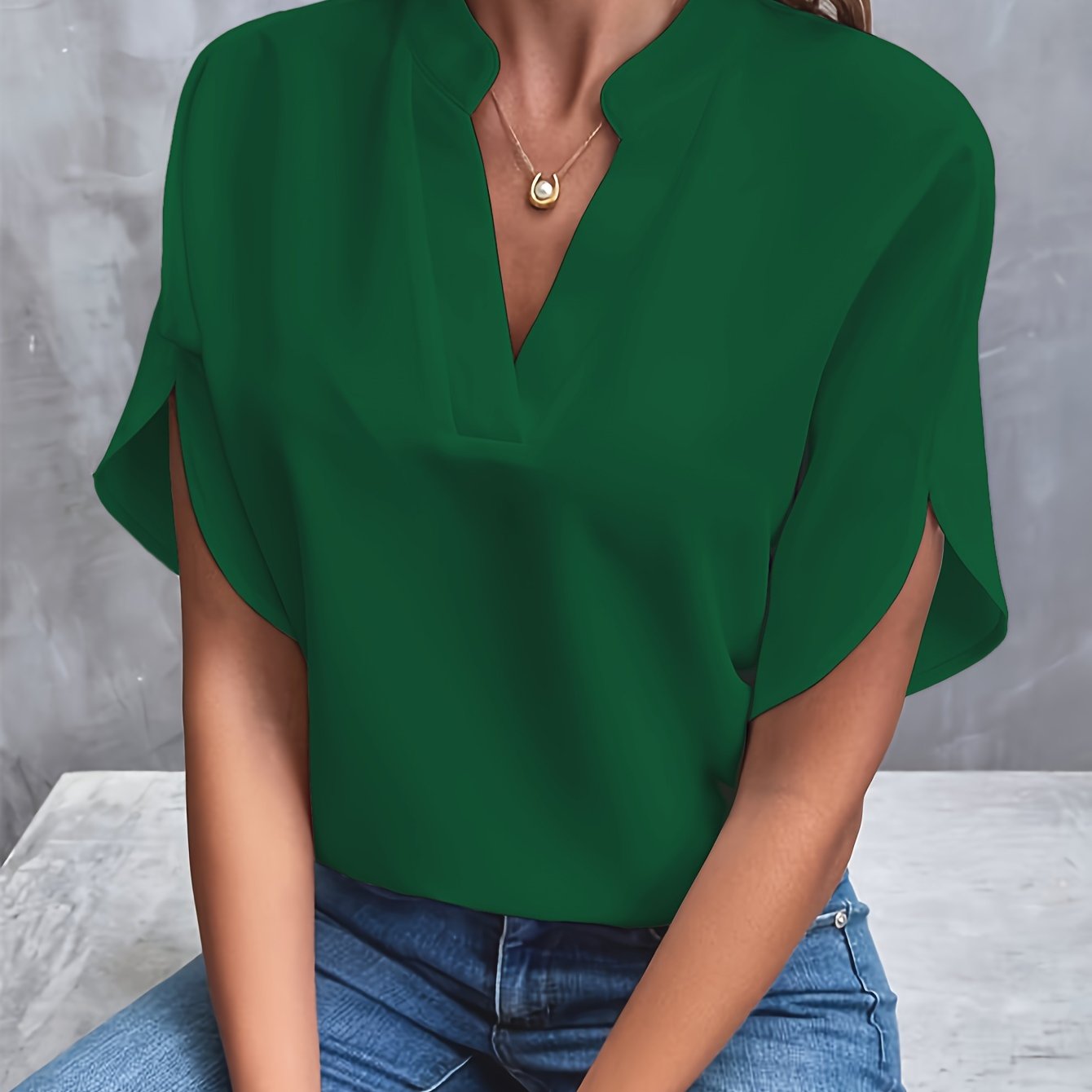 Nara - Top Élégant à Col V avec Manches Stylées pour Femmes