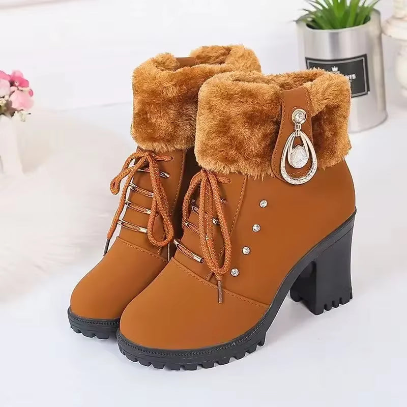 Bottes d'hiver élégantes pour femme avec talon