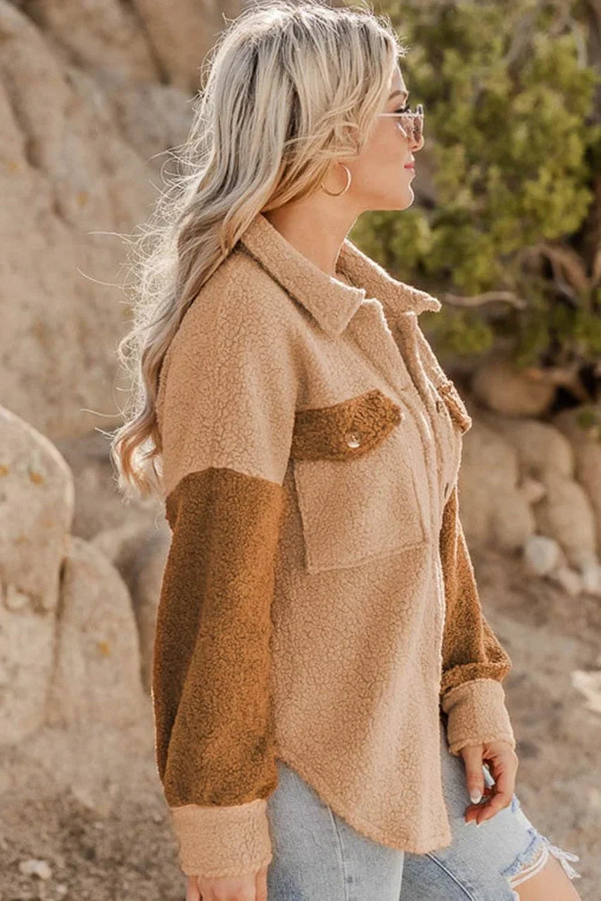 Veste en Sherpa Camel Colorblock avec Poches - Élégante et Chaude
