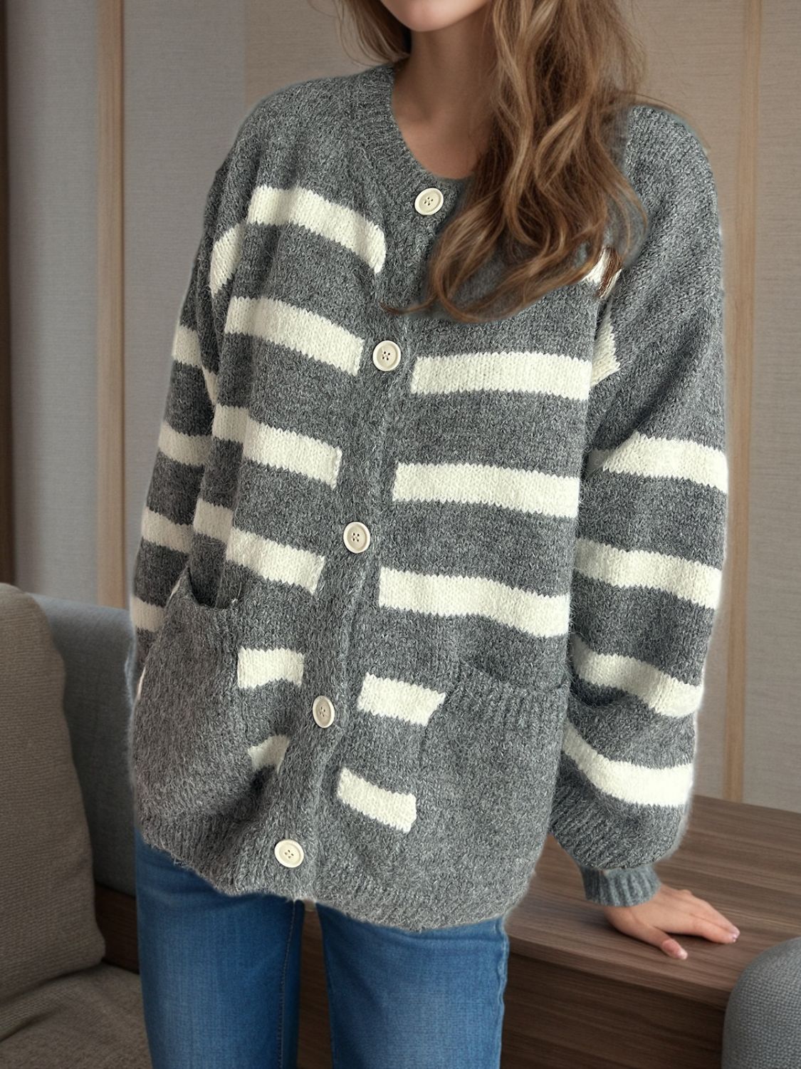 Lea - Cardigan à rayures boutonné et manches longues pour femme