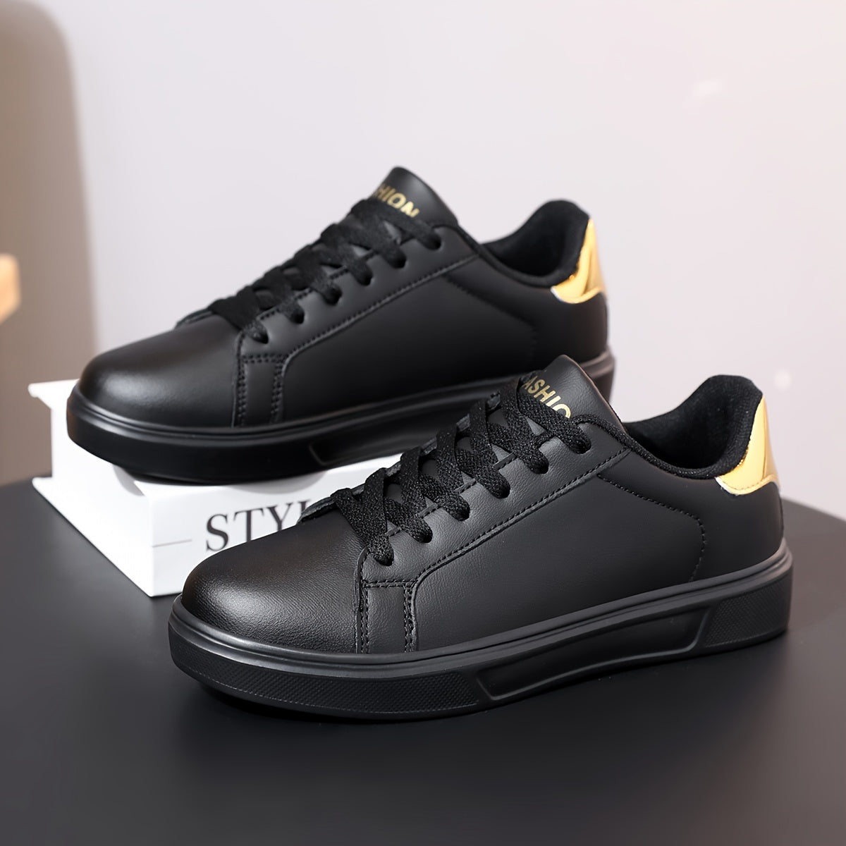 Charlotte - Baskets Plates