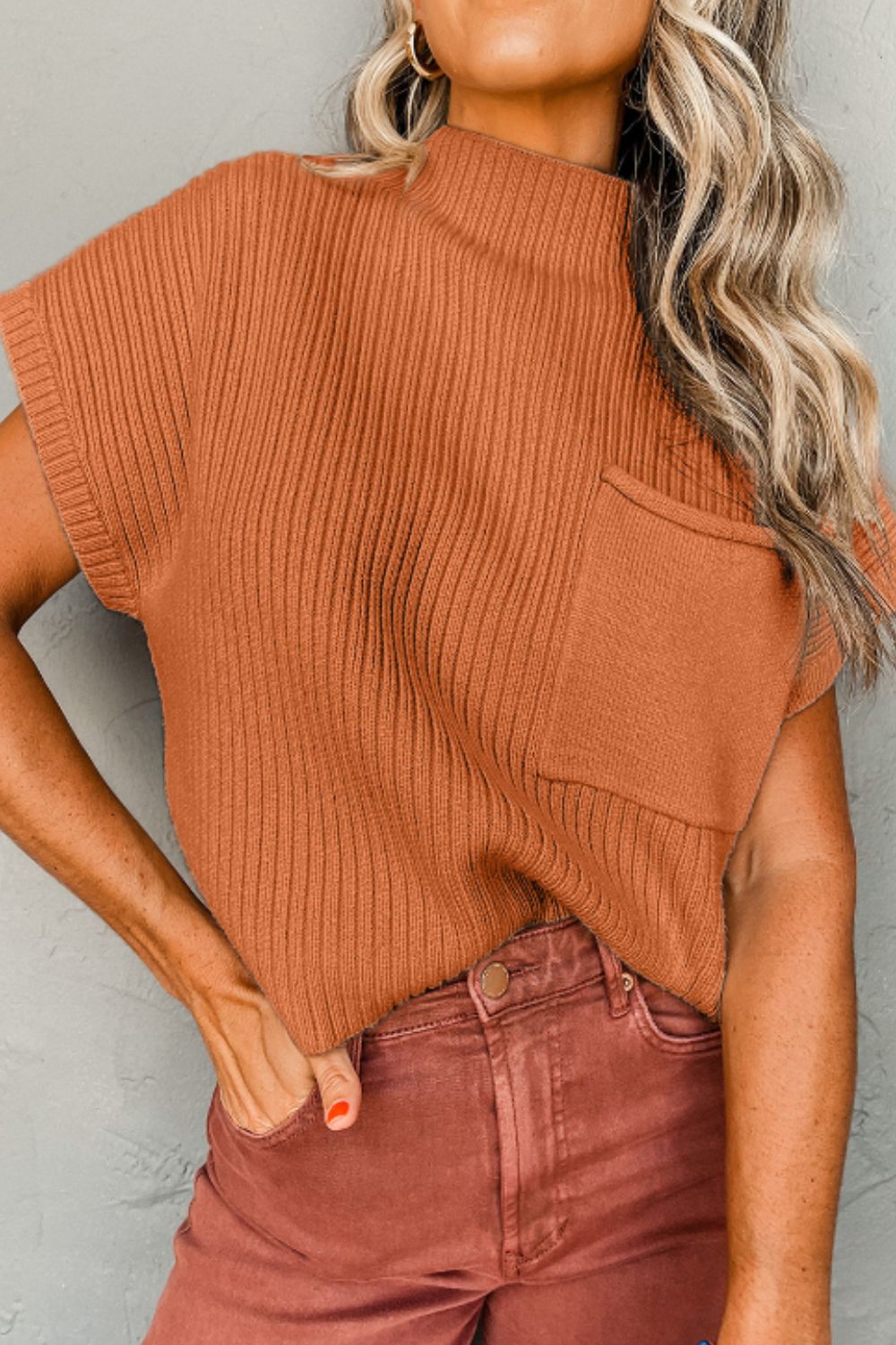 Mira - Gilet en maille avec col montant et poche poitrine pour femme