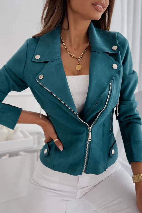 Veste de motard tendance pour femme avec manches longues et fermeture éclair pour une forte expression de soi