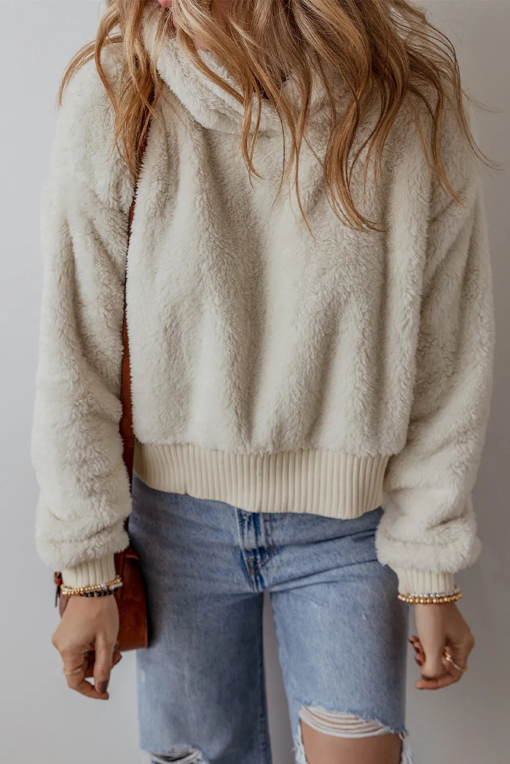 Mila - Beige Sweat à capuche doux avec épaules tombantes et manches longues pour femme