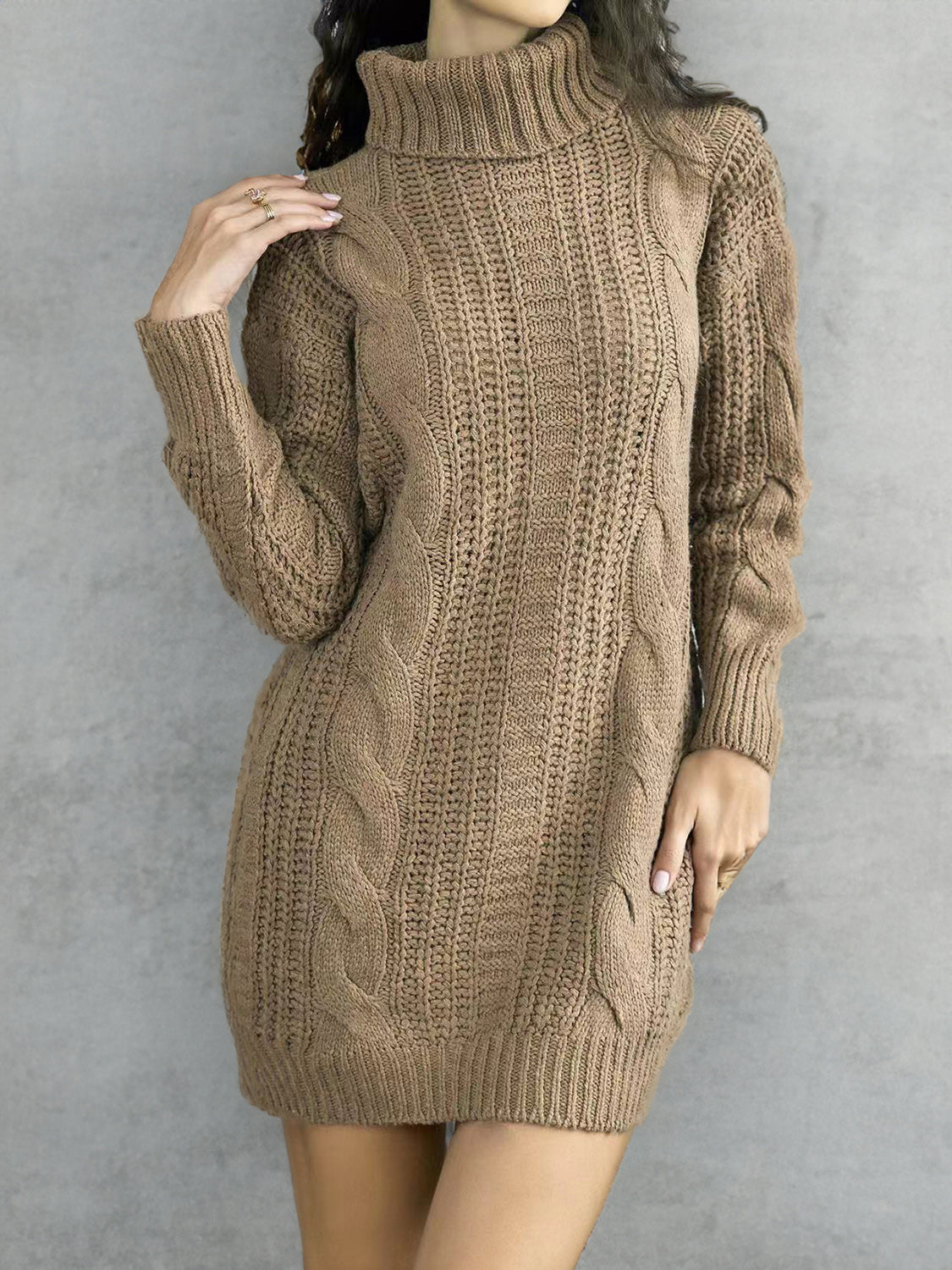Maya - Robe pull en maille côtelée avec col roulé pour femme