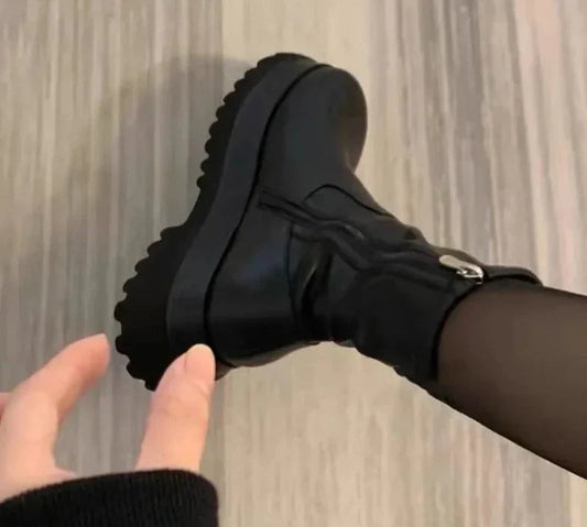 Mathilde - Bottines Noires À Gros Talons